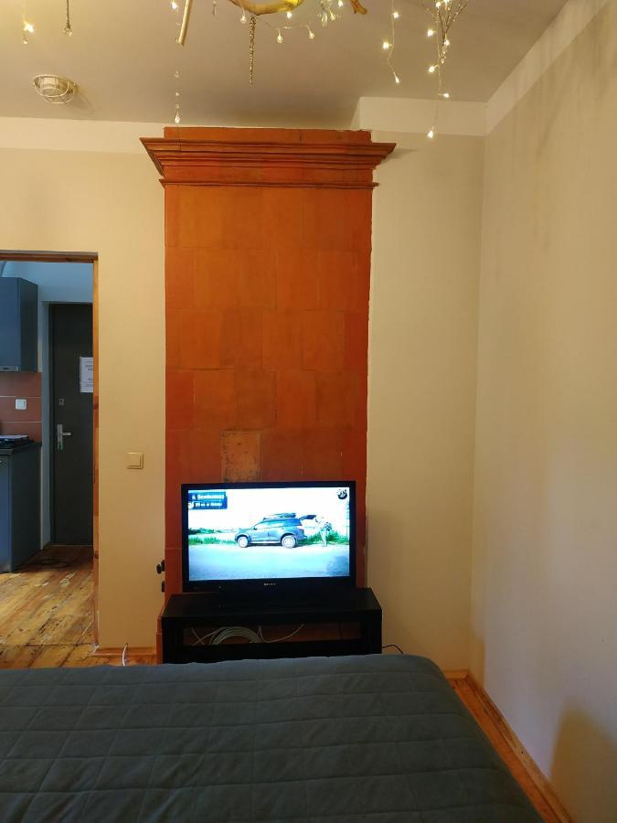 Tiny Non-Smoking Caka & Free Parking Apartment Riga Exterior photo